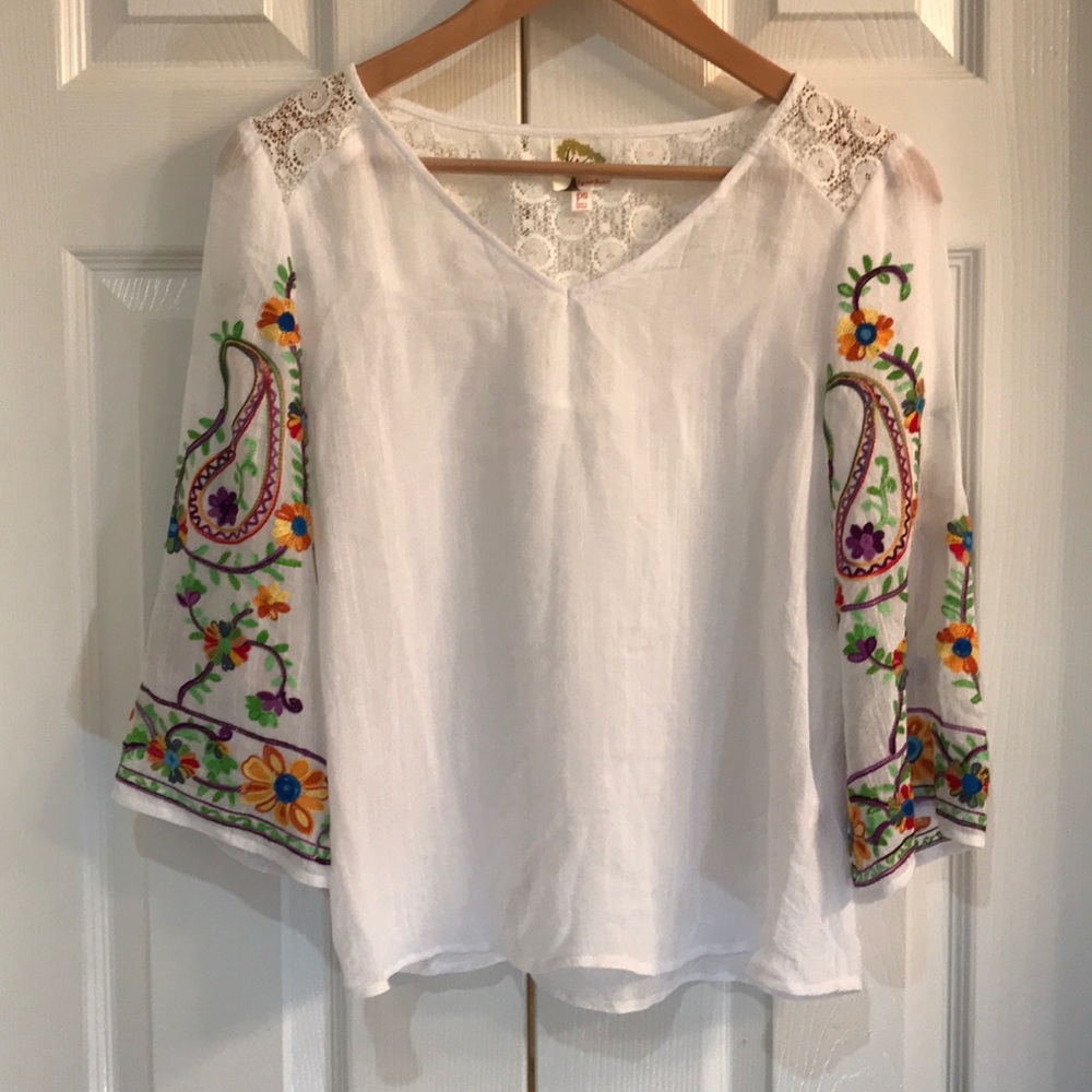 White Bohemian Top with embroidery PS